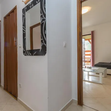 Cozy Sejdi With Private Pool In By Wiibuk Villa *