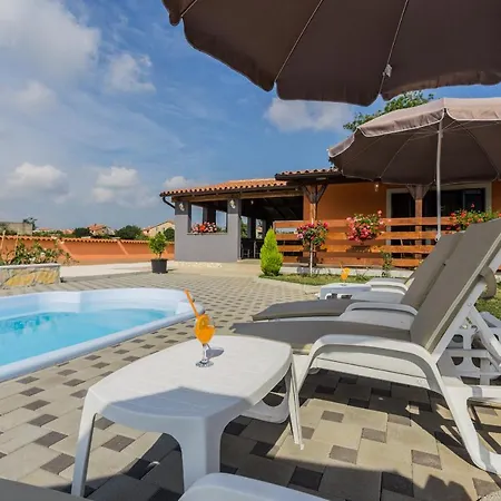 Βίλα Cozy Sejdi With Private Pool In By Wiibuk *
